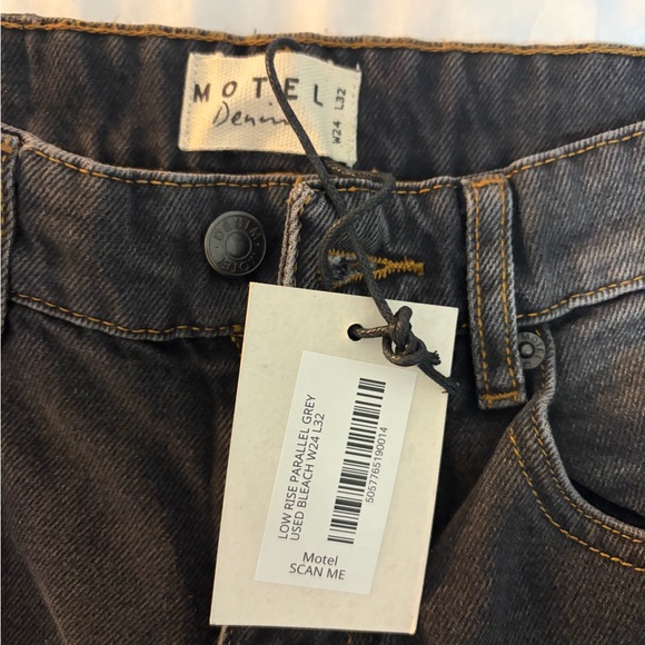 NWT Motel Rocks Low Rise Parallel - Picture 3 of 4